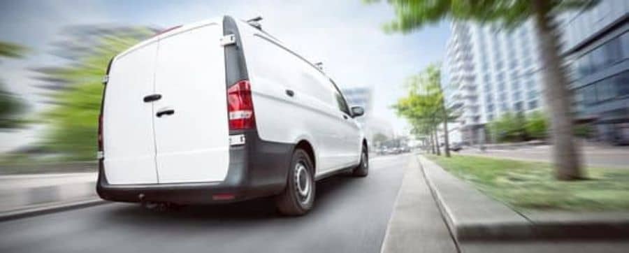 Furgoneta blanca veloz. cerrajero Mojácar urgente cerca de mi